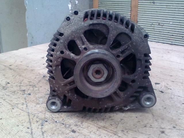 bontott CITROËN XSARA PICASSO Generátor