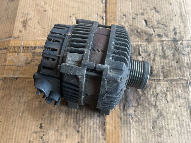 bontott CITROËN XSARA PICASSO Generátor