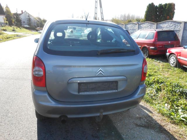 bontott CITROËN XSARA PICASSO Hátsó Híd (Dobfékes)