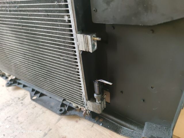 bontott CITROËN XSARA PICASSO Hűtőventilátor Keret