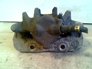 bontott CITROËN XSARA PICASSO Jobb első Féknyereg Munkahengerrel