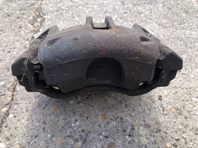 bontott CITROËN XSARA PICASSO Jobb első Féknyereg Munkahengerrel