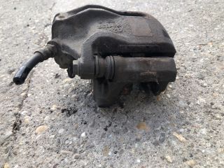 bontott CITROËN XSARA PICASSO Jobb első Féknyereg Munkahengerrel