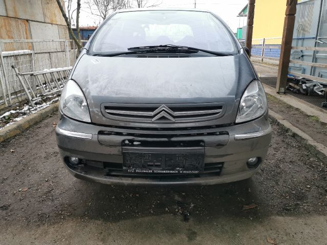 bontott CITROËN XSARA PICASSO Motor (Fűzött blokk hengerfejjel)