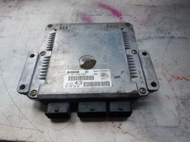 bontott CITROËN XSARA PICASSO Motorvezérlő