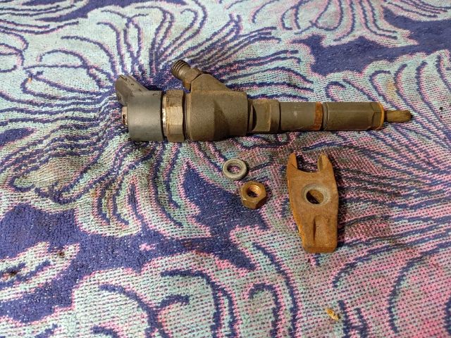 bontott CITROËN XSARA PICASSO Porlasztó (1 db)