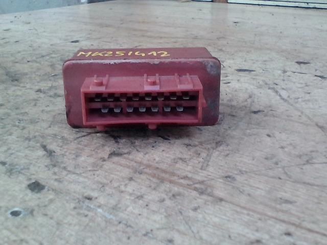 bontott CITROËN XSARA PICASSO Üzemanyag Szivattyú Relé