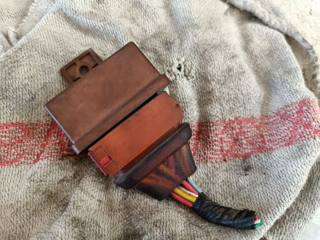 bontott CITROËN XSARA PICASSO Üzemanyag Szivattyú Relé