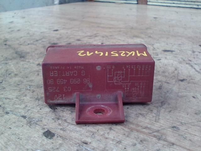 bontott CITROËN XSARA PICASSO Üzemanyag Szivattyú Relé