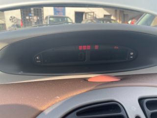 bontott CITROËN XSARA PICASSO Bal Alsó Műszerfal Burkolat