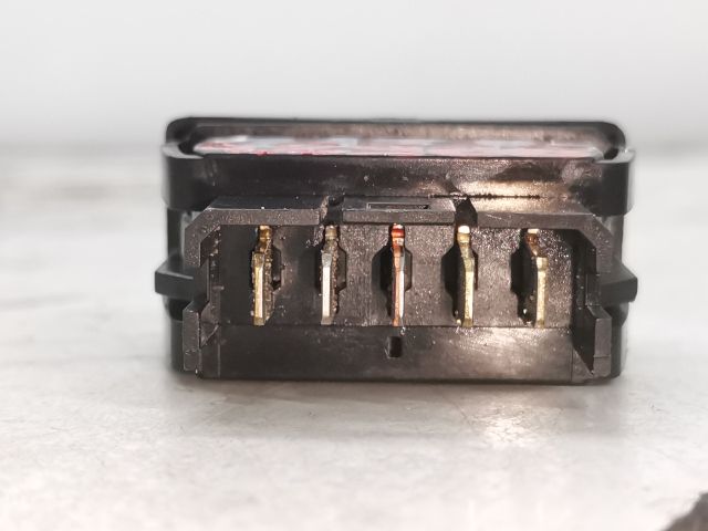 bontott CITROËN XSARA PICASSO Bal első Ablakemelő Kapcsoló