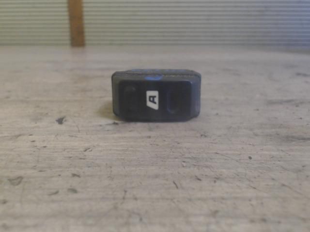 bontott CITROËN XSARA PICASSO Bal első Ablakemelő Kapcsoló