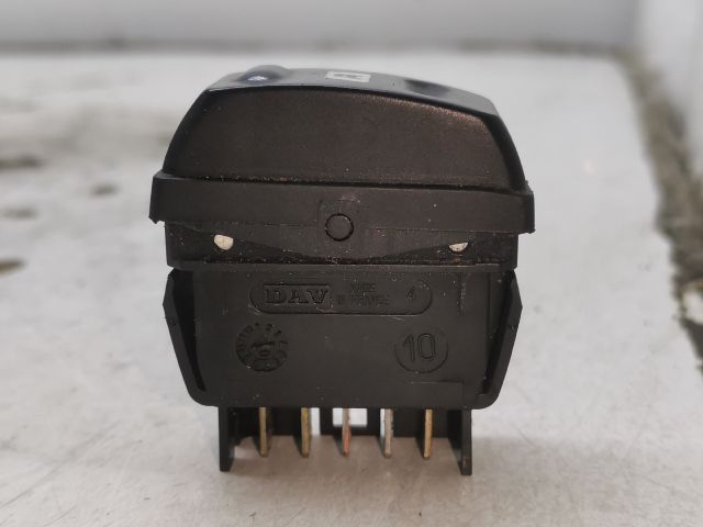 bontott CITROËN XSARA PICASSO Bal első Ablakemelő Kapcsoló