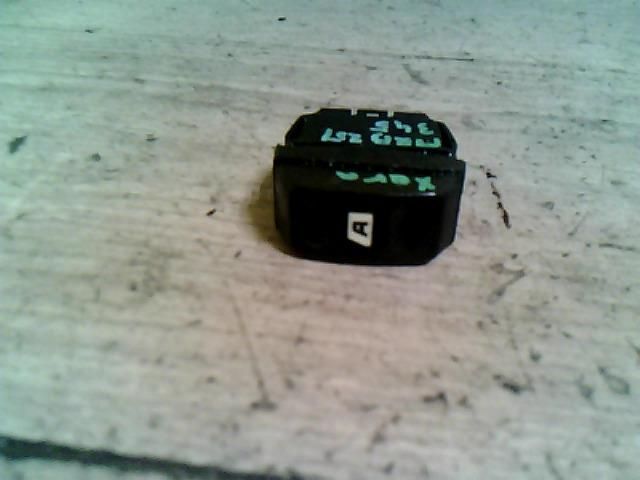 bontott CITROËN XSARA PICASSO Bal első Ablakemelő Kapcsoló