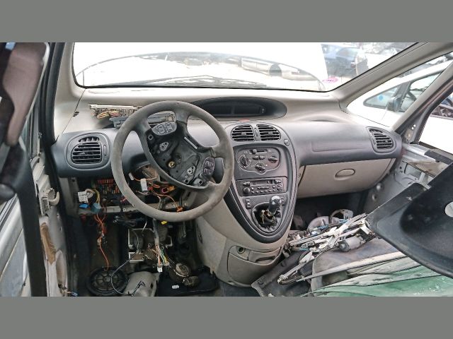 bontott CITROËN XSARA PICASSO Bal első Ablakemelő Kapcsoló