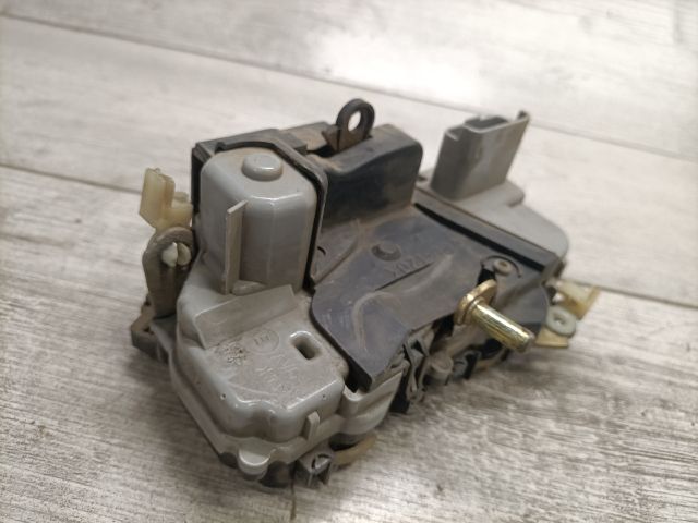 bontott CITROËN XSARA PICASSO Bal első Ajtózár