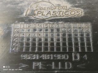 bontott CITROËN XSARA PICASSO Bal első Dobbetét (Kerékjárati, Műanyag)