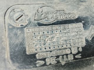 bontott CITROËN XSARA PICASSO Bal első Dobbetét (Kerékjárati, Műanyag)