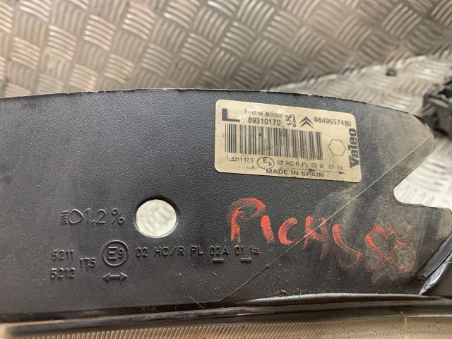 bontott CITROËN XSARA PICASSO Bal Fényszóró