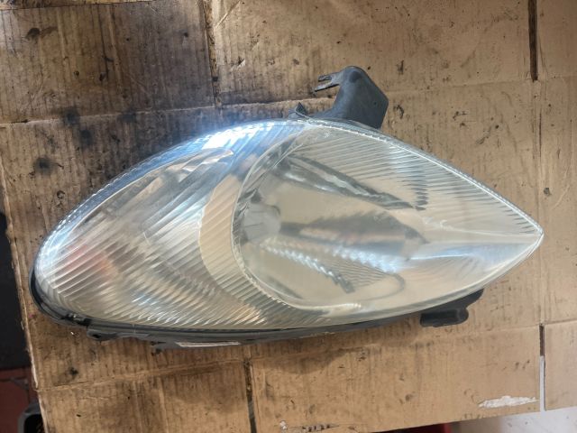 bontott CITROËN XSARA PICASSO Bal Fényszóró