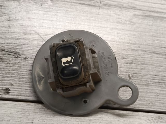 bontott CITROËN XSARA PICASSO Bal hátsó Ablakemelő Kapcsoló