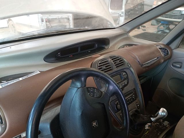 bontott CITROËN XSARA PICASSO Bal hátsó Ablakemelő Kapcsoló