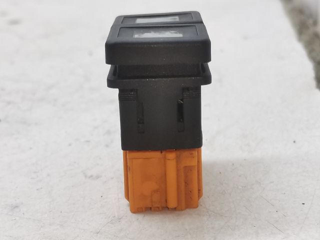 bontott CITROËN XSARA PICASSO Bal hátsó Ablakemelő Kapcsoló