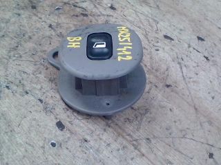 bontott CITROËN XSARA PICASSO Bal hátsó Ablakemelő Kapcsoló