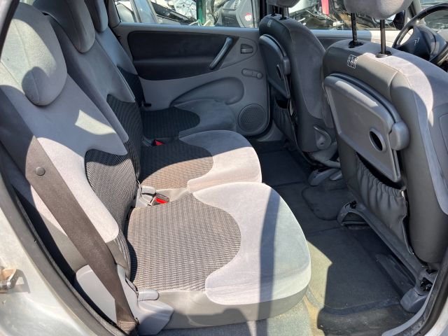 bontott CITROËN XSARA PICASSO Bal hátsó Ajtó Kárpit