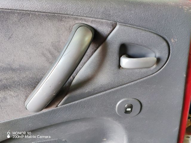 bontott CITROËN XSARA PICASSO Bal hátsó Ajtó (Részeivel)