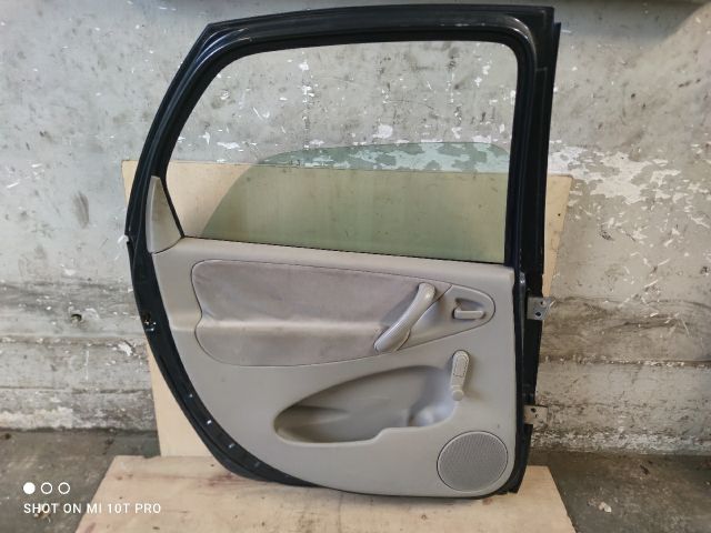 bontott CITROËN XSARA PICASSO Bal hátsó Ajtó (Részeivel)