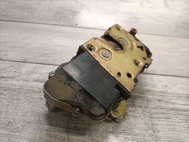 bontott CITROËN XSARA PICASSO Bal hátsó Ajtózár