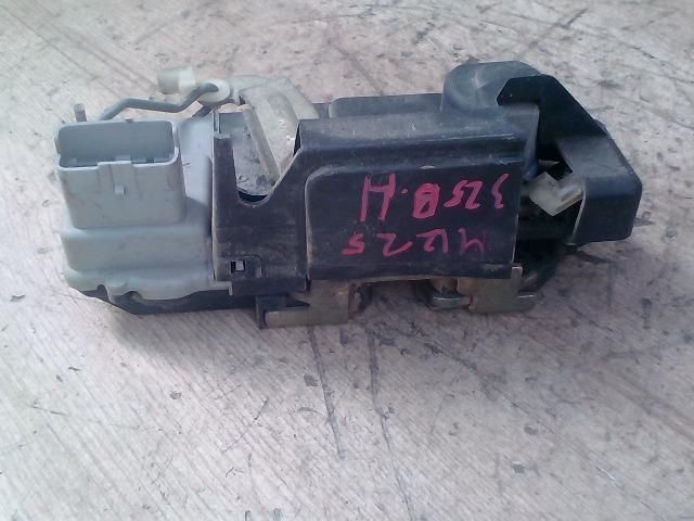 bontott CITROËN XSARA PICASSO Bal hátsó Ajtózár