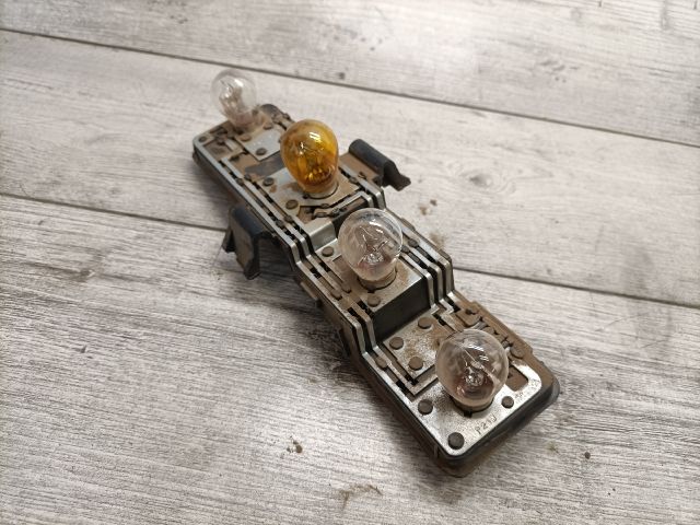 bontott CITROËN XSARA PICASSO Bal Hátsó Lámpa Foglalat