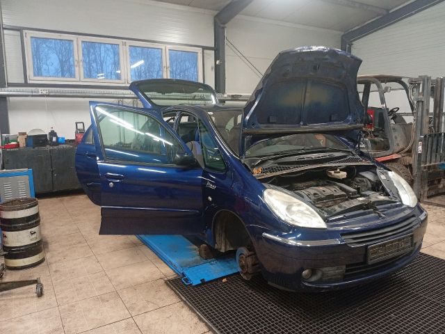 bontott CITROËN XSARA PICASSO Beltér Világítás Első