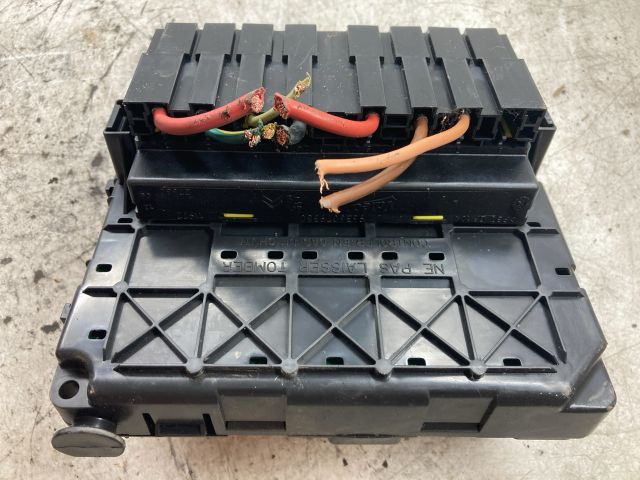 bontott CITROËN XSARA PICASSO Biztosítéktábla Doboz