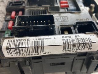 bontott CITROËN XSARA PICASSO Biztosítéktábla Doboz