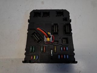 bontott CITROËN XSARA PICASSO Biztosítéktábla Motortér