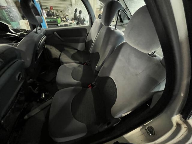 bontott CITROËN XSARA PICASSO Biztosítéktábla Utastér