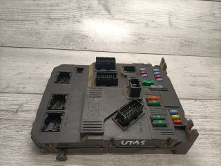 bontott CITROËN XSARA PICASSO Biztosítéktábla Utastér