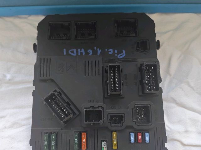 bontott CITROËN XSARA PICASSO Biztosítéktábla Utastér