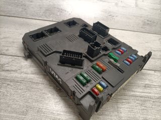 bontott CITROËN XSARA PICASSO Biztosítéktábla Utastér