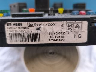 bontott CITROËN XSARA PICASSO Biztosítéktábla Utastér