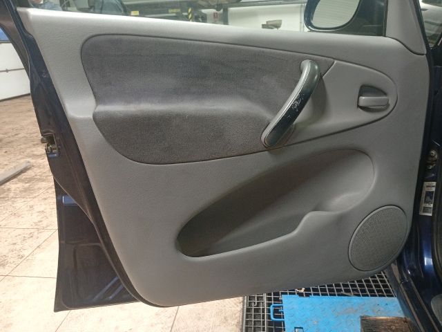 bontott CITROËN XSARA PICASSO Csomagtér Kárpit