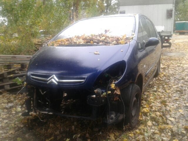 bontott CITROËN XSARA PICASSO Csomagtér Roló