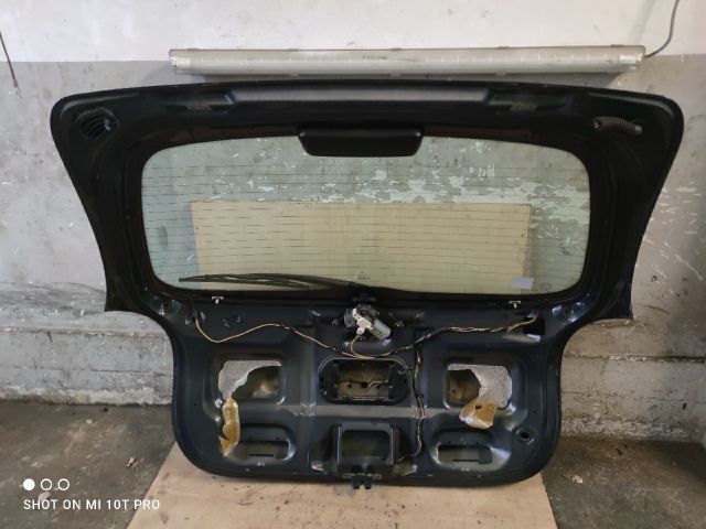 bontott CITROËN XSARA PICASSO Csomagtérajtó (Üres lemez)