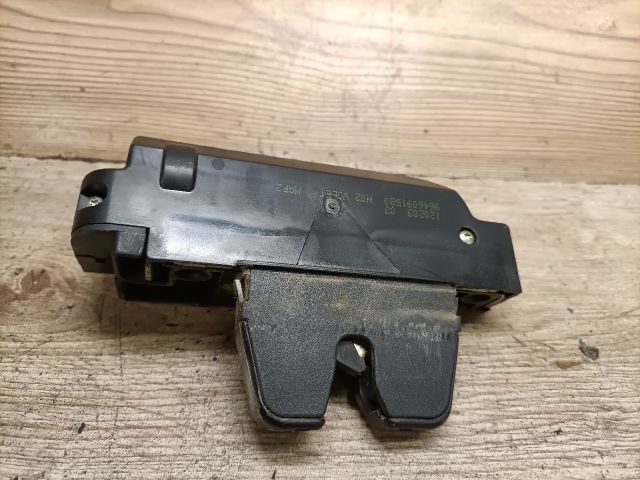 bontott CITROËN XSARA PICASSO Csomagtérajtó Zárszerkezet