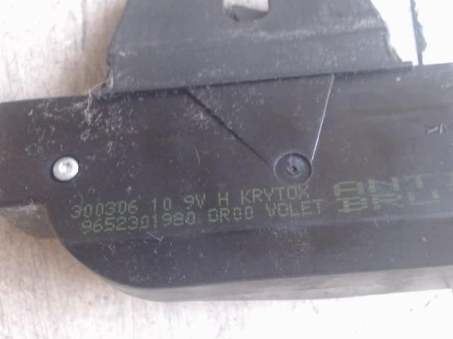 bontott CITROËN XSARA PICASSO Csomagtérajtó Zárszerkezet