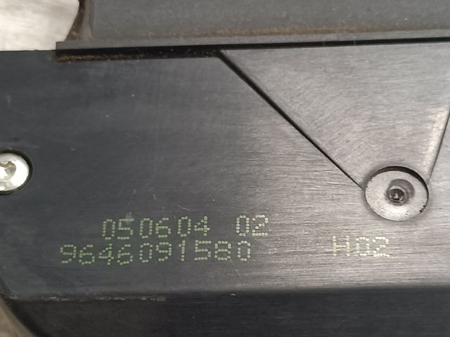 bontott CITROËN XSARA PICASSO Csomagtérajtó Zárszerkezet