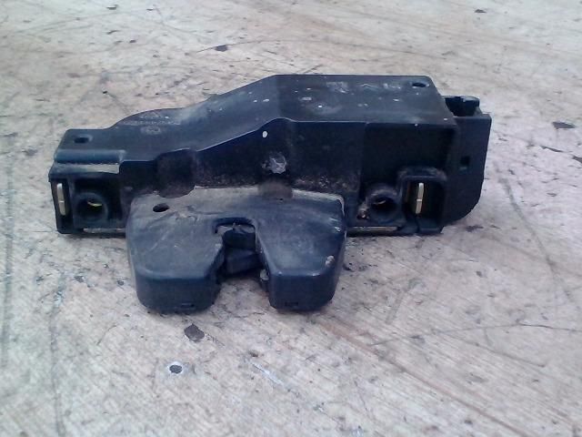 bontott CITROËN XSARA PICASSO Csomagtérajtó Zárszerkezet